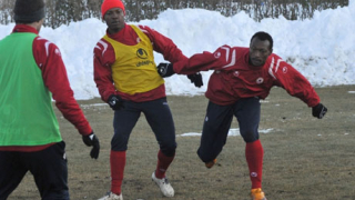 Предлагат договор на защитник от Пирин