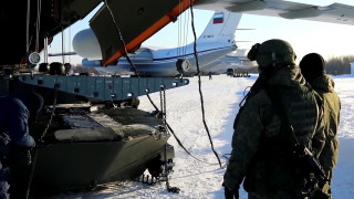 Подразделения от руския мироопазващ контингент са започнали да изпълняват поставените