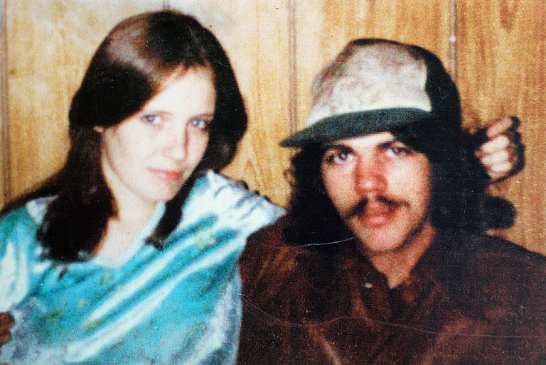  Тери Уолис със брачната половинка си през 1984 