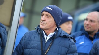 Делио Роси дава последен шанс на двама в Левски