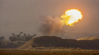 Израел "бавно и внимателно" прочиства Ивицата Газа