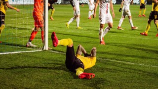 В Ботев Пд е дискутирано сериозно намаляване на заплатите на