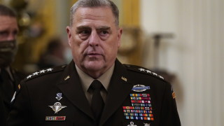 Най високопоставеният американски генерал проведе необявени разговори с преговарящите за мир
