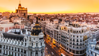 Испанската икономика расте с 3,2% втора поредна година