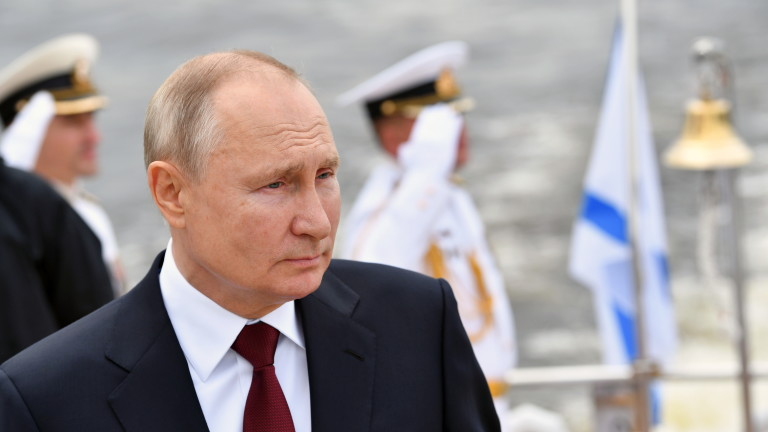 Путин се грижи инфлацията да не изяде заплатите на военните