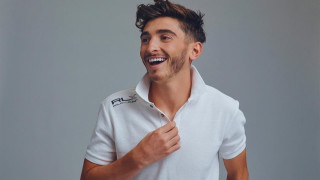 Един от най емблематичните модели блуза не само за спортисти но