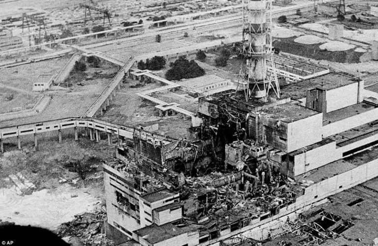  Чернобил след детонацията 