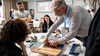 В случай че не го знаехме досега и Европейската комисия