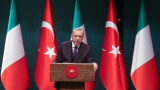  Ердоган се закани да съобщи урок на превратаджията Хафтар 