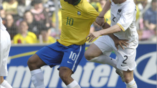 Роналдиньо не бил титуляр за "селесао" заради слаба форма