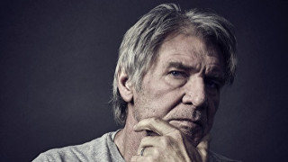 Преди повече от 30 години актьорът Стивън Фрай посещава Колежа