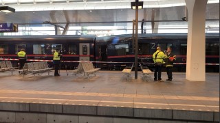 Два пътнически влага са се ударили докато са били свързвани