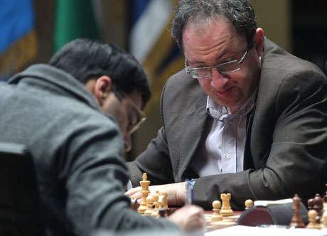 Пето поредно реми в мача за световната титла по шахмат между Ананд и Гелфанд