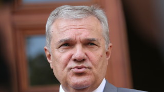 Румен Петков иска Нено Димов да бъде изхвърлен от кабинета заради кризата в Перник