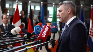Австрия насрочи парламентарни избори в края на септември