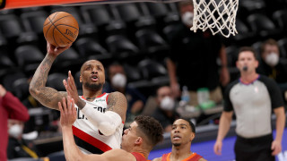 Денвър победи Портланд със 128 109 и изравни плейофната серия на