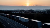  80-километрова опашка от камиони на полската граница се пробва да избегне глобите на Европейски Съюз 