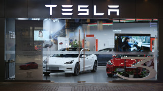 Tesla намалява още цените в САЩ на два свои модела