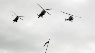 Военни вертолети поздравяват и пловдивчани за празника