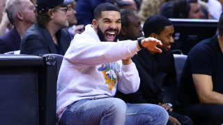 Защо Дрейк се подигра на баскетболиста  Джоел Ембийд