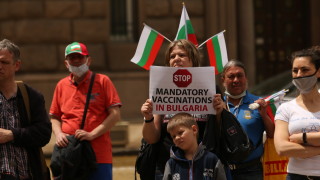 Родителите поискаха сами да решават дали да ваксинират децата си
