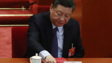 Си Цзинпин изиска усилване на идеологическото обучение в учебно заведение 