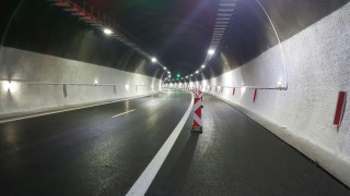 Пак мият тунел "Топли дол" през нощта - този път към София