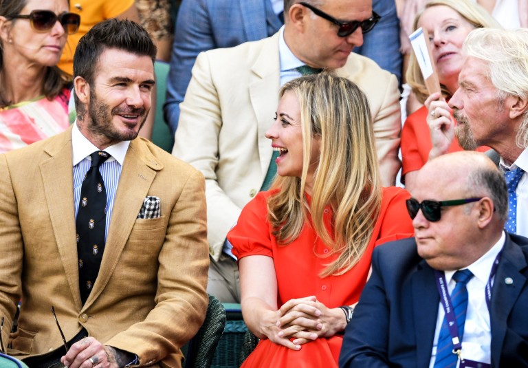 Дейвид Бекъм в компанията на Ричард Брансън и щерка му Холи