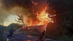 Кремъл отново атакува Киев с две вълни от ракети и дронове 