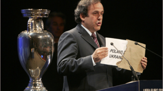 УЕФА отказа финалът на Евро 2012 да е в Киев