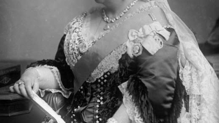 Рокля на кралица Виктория продадена за 6200 паунда