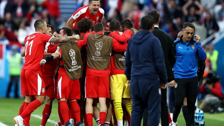 Феновете на Сърбия намериха нещо положително дори в загубата от Швейцария