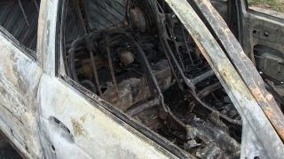 Кола изгоря до жп гарата в Асеновград