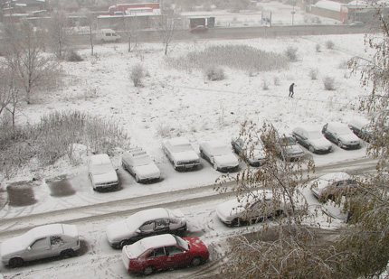 Първият сняг в Пловдив затрудни движението