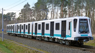 Германският гигант Siemens вече провежда технически изпитания с новите влакове