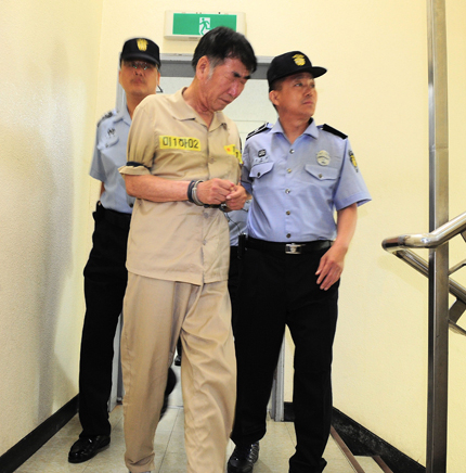 Смъртно наказание поискаха за капитана на потъналия ферибот в Южна Корея