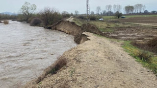 Марица отнесе дига в землището на  Ветрен