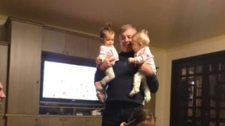 Днес мажоритарният собственик на Левски и легендарен нападател на тима