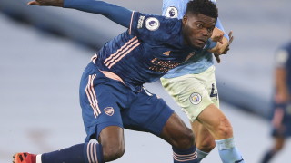 Полузащитникът на Арсенал Томас Партей може да обмисли напускане на