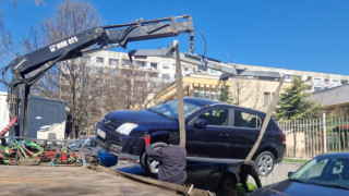 Столична община се похвали с премахването на 128 изоставени автомобила