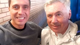 Футболният общественик Кирил Евтимов имаше няколко любопитни срещи в кулоарите