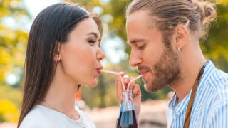 Редица проучвания в миналото са се опитвали да намерят връзка