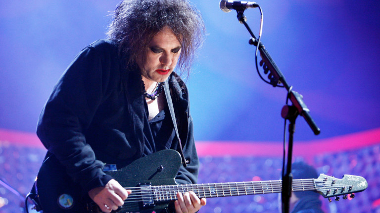 Какво е да работиш с Робърт Смит от The Cure