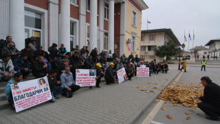 Тютюнопроизводители протестират заради неизкупена продукция