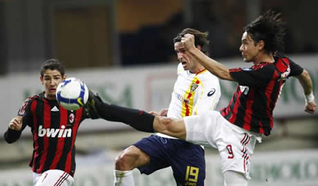 Милан се спаси в продължението срещу Лече