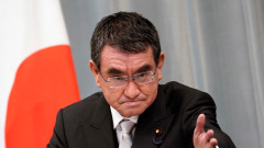 Японският министър за ваксинацията е вероятен наследник на Суга 