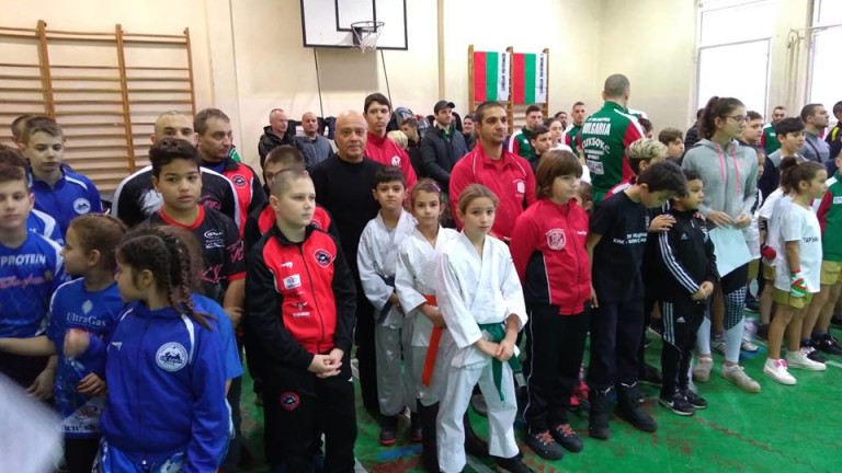 Награди и много емоции на детския турнир по кикбокс във Варна