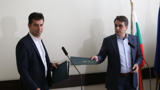 Петков оглавява листата на "Продължаваме промяната" в Пловдив, Василев - в Хасково
