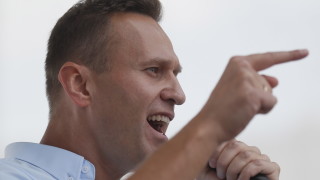 Хвърленият в затвора критик на Кремъл Алексей Навални призова руснаците