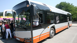 Пускат временна автобусна линия от Националния исторически музей до Златните